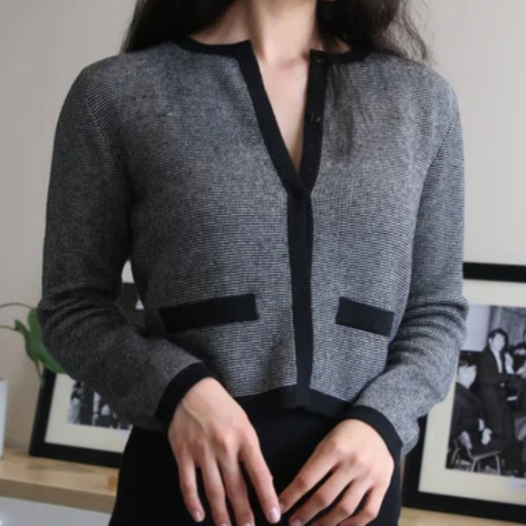 14Th & Union Sz S gray black‎ edges snap on buttons light cropped cardigan - Picture 7 of 7